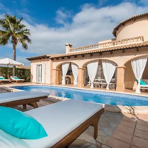 https://son-serra-chill-out-views.balearic-islands.net