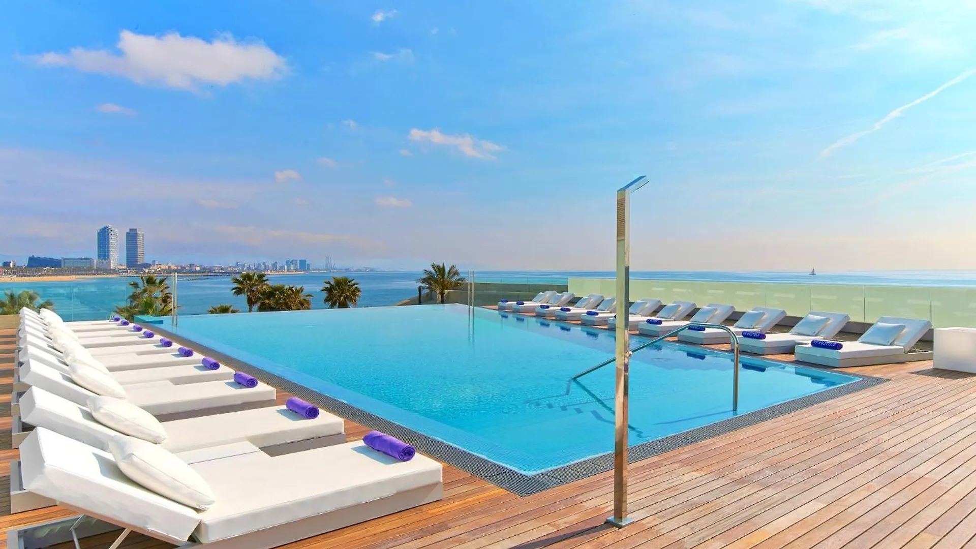 W Barcelona Hotell