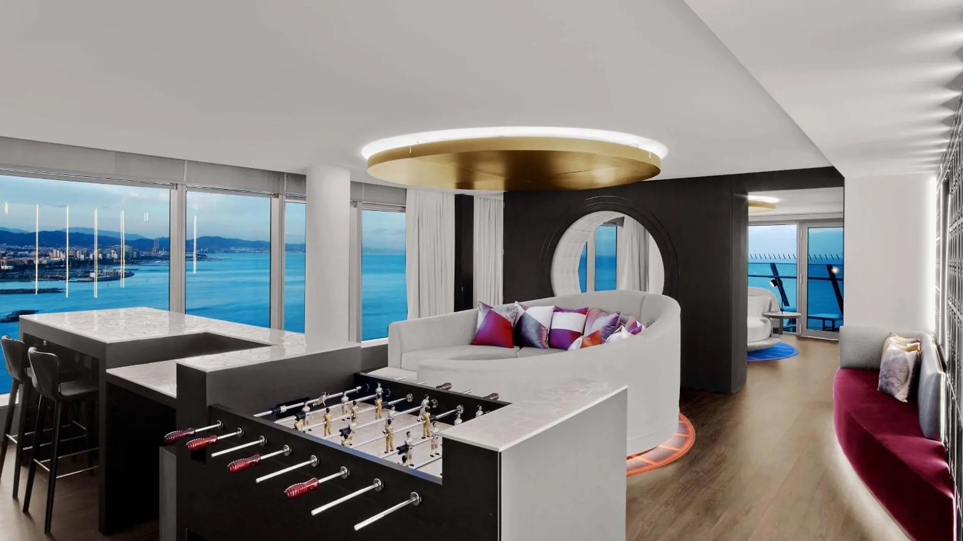 W Barcelona Hotell 5*,