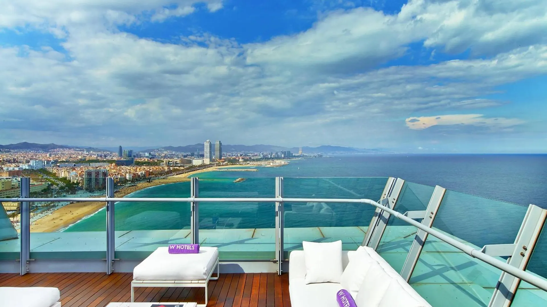 W Barcelona Hotell